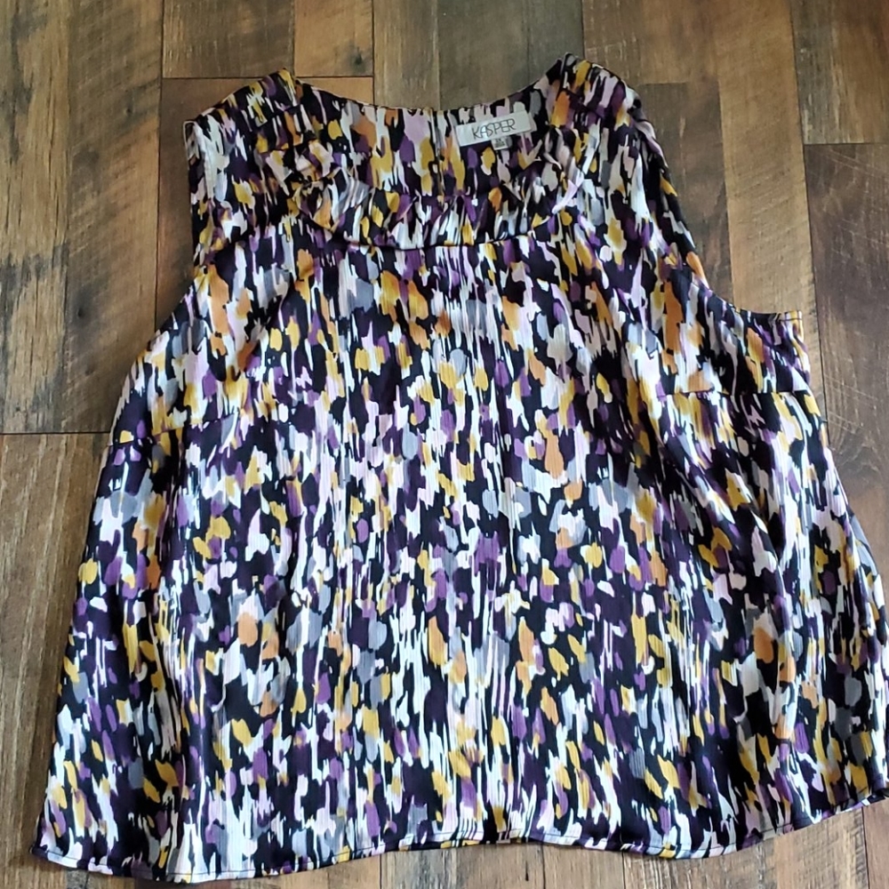 Woman's sleeveless blouse